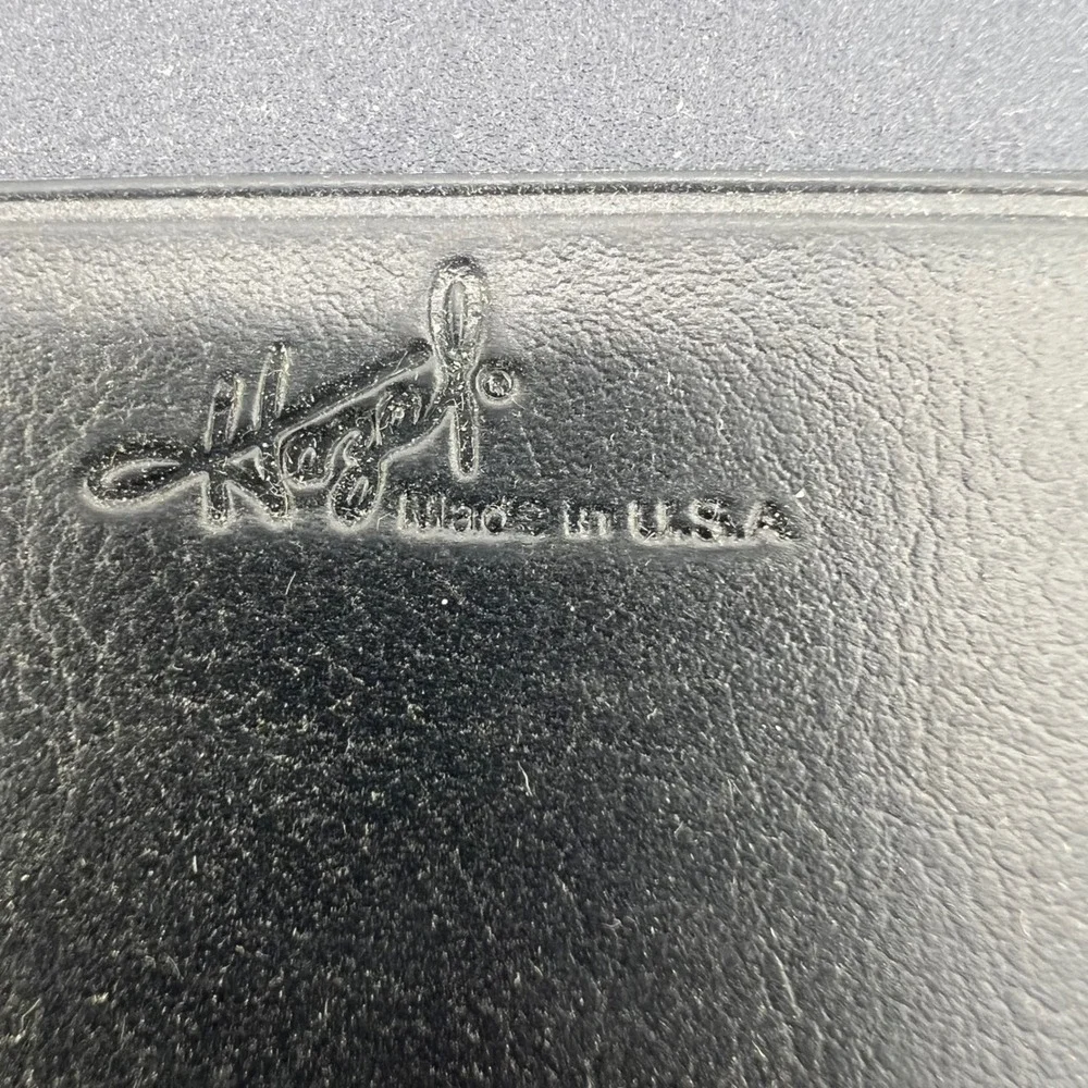 1997 Ford Dealer Meeting‎ Executive Binder 
